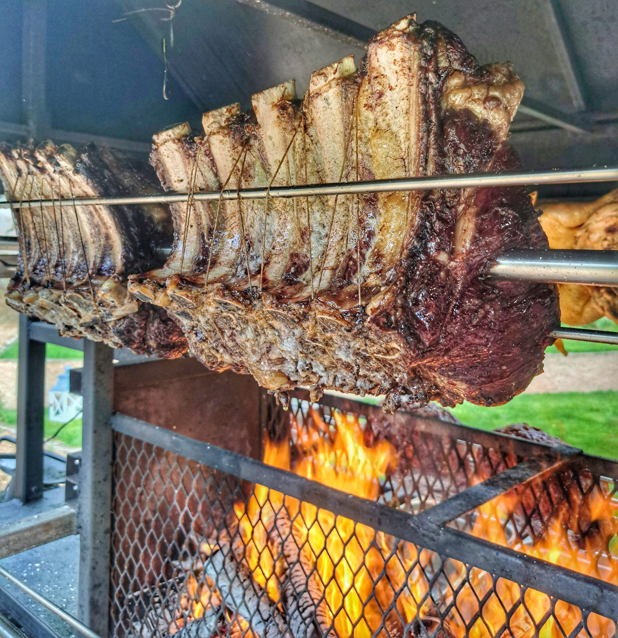 carré de cotes de boeuf a la broche